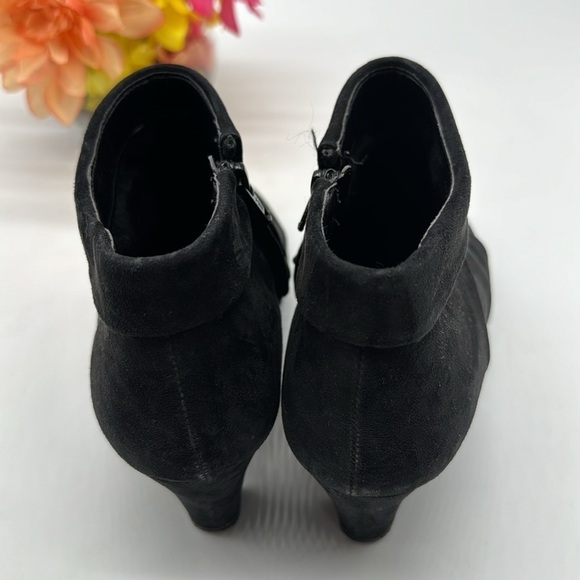 Aerosoles Black Suede Ankle Boots Size 7 BAB6408J - Picture 3 of 7